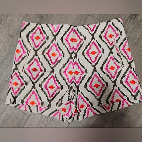 Linen Embroidered Riviera Shorts 12 IKAT Lips 👄 All Over Print - Picture 2 of 12